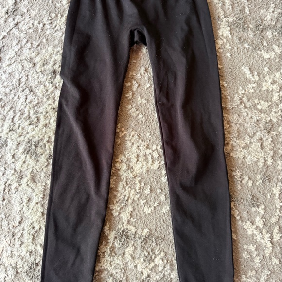 Bobbie Brooks Pants - Women’s Black Leggings.  Size is XL.